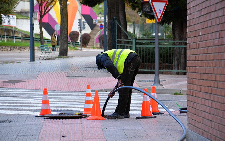 déboucher canalisation tout al egout Suresnes